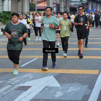 Runner Photo 5030849
