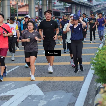 Runner Photo 5030901