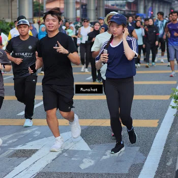 Runner Photo 5030912