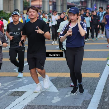 Runner Photo 5030913