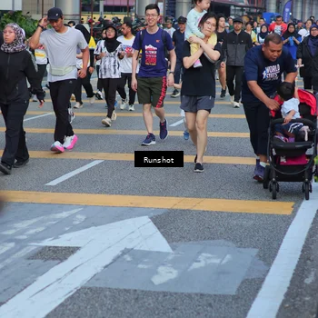 Runner Photo 5031070