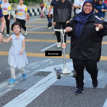 Runner Photo 5031094