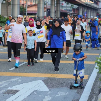 Runner Photo 5031175