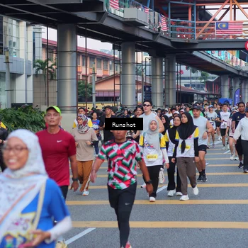 Runner Photo 5031198