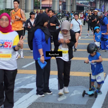 Runner Photo 5031210