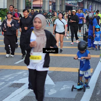 Runner Photo 5031236