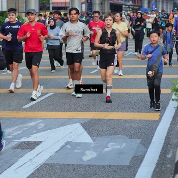 Runner Photo 5031402