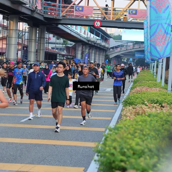 Runner Photo 5031652