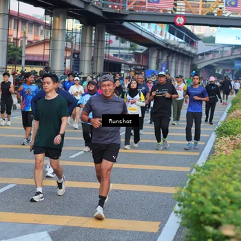 Runner Photo 5031674