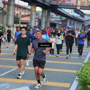 Runner Photo 5031680