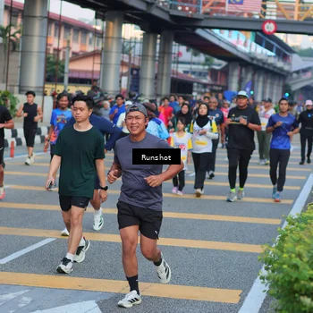 Runner Photo 5031681