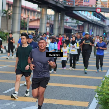 Runner Photo 5031684