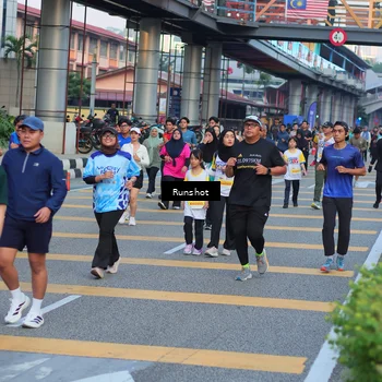 Runner Photo 5031696