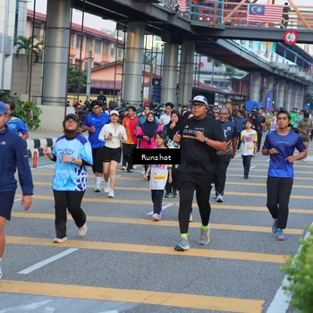 Runner Photo 5031701