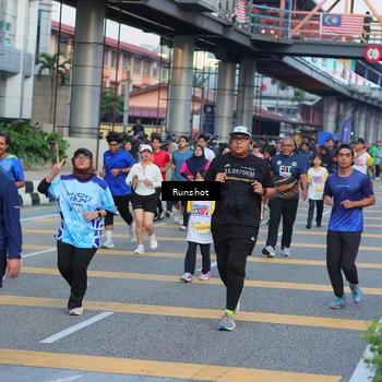 Runner Photo 5031702