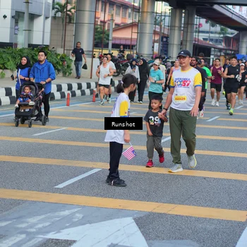 Runner Photo 5031780