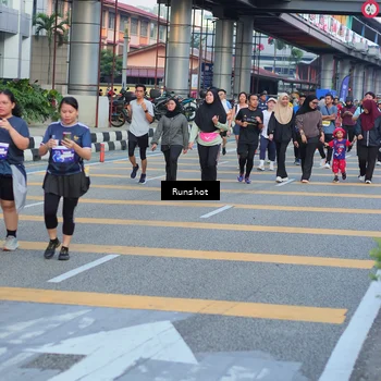 Runner Photo 5032000