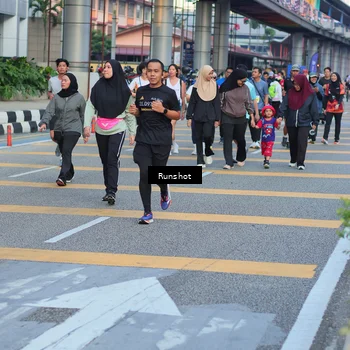 Runner Photo 5032040