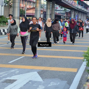 Runner Photo 5032043