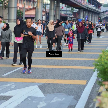 Runner Photo 5032044