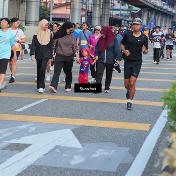 Runner Photo 5032075