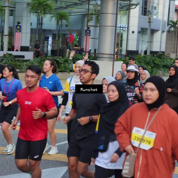 Runner Photo 5032108