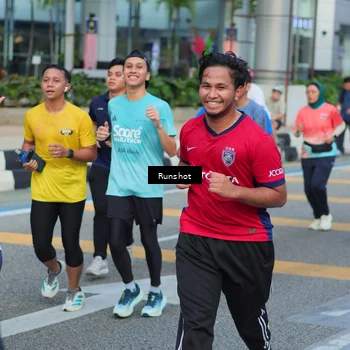 Runner Photo 5032115