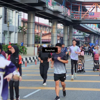 Runner Photo 5032121