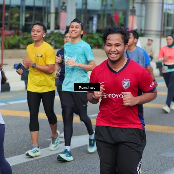Runner Photo 5032122
