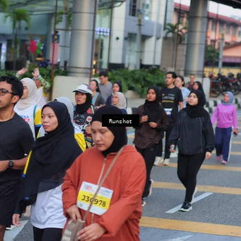 Runner Photo 5032178