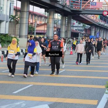 Runner Photo 5032182