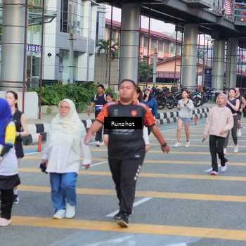Runner Photo 5032195