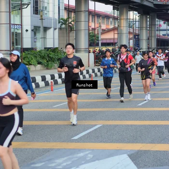 Runner Photo 5032211