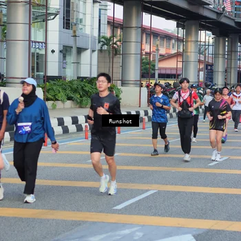 Runner Photo 5032215