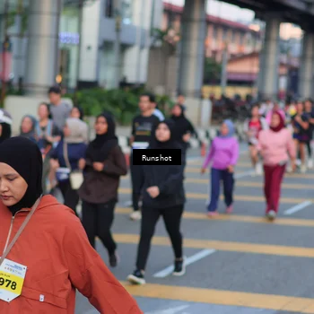 Runner Photo 5032219