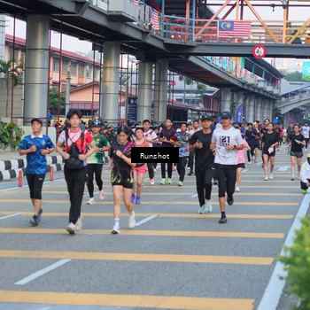 Runner Photo 5032222