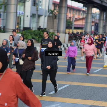 Runner Photo 5032230