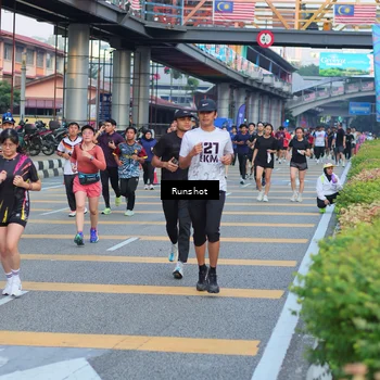 Runner Photo 5032242