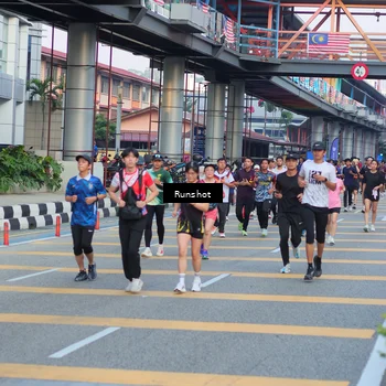 Runner Photo 5032245