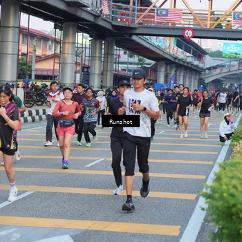 Runner Photo 5032248