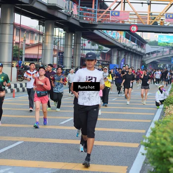 Runner Photo 5032253