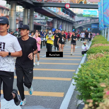 Runner Photo 5032267