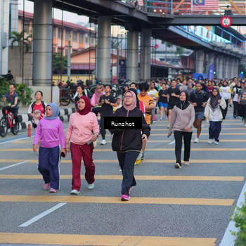 Runner Photo 5032419