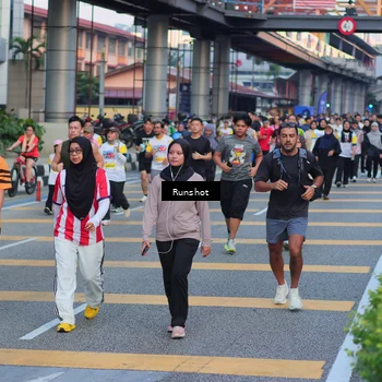 Runner Photo 5032833