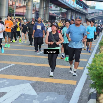 Runner Photo 5033004