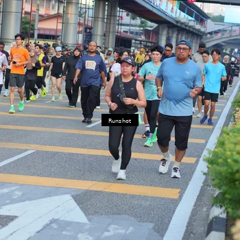 Runner Photo 5033006