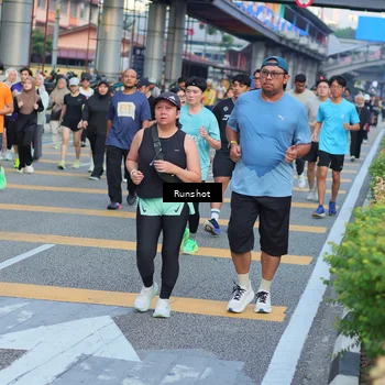 Runner Photo 5033015