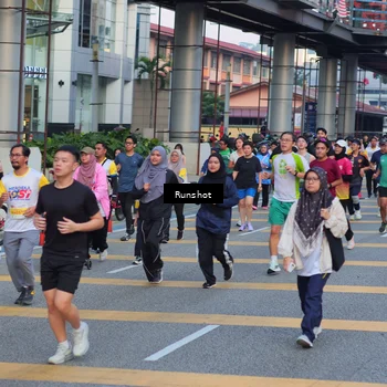 Runner Photo 5033020