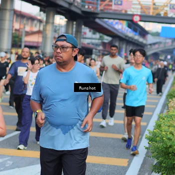 Runner Photo 5033040