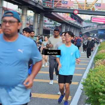 Runner Photo 5033042
